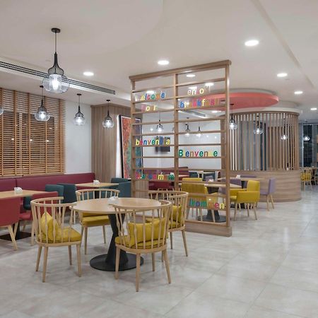 Hampton By Hilton Doha Old Town Hotel Екстериор снимка