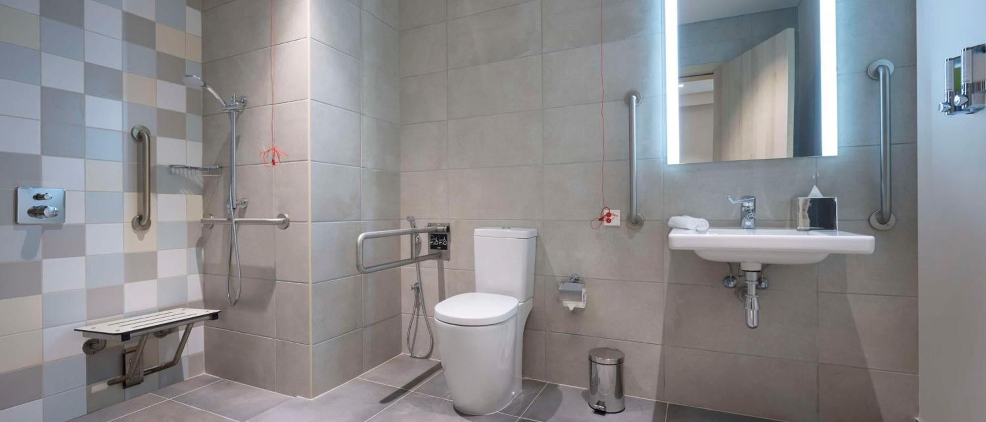 Hampton By Hilton Doha Old Town Hotel Екстериор снимка
