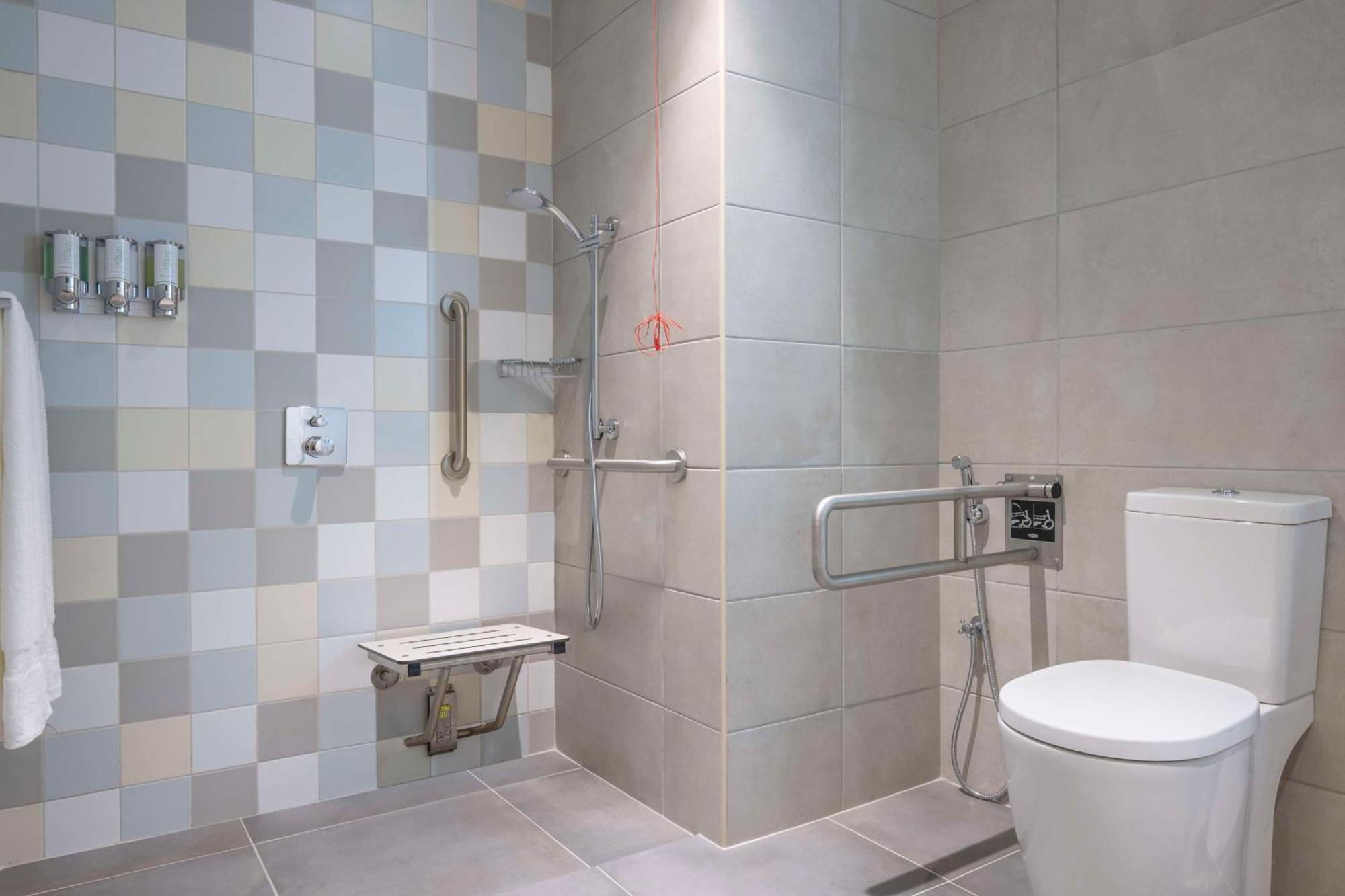Hampton By Hilton Doha Old Town Hotel Екстериор снимка