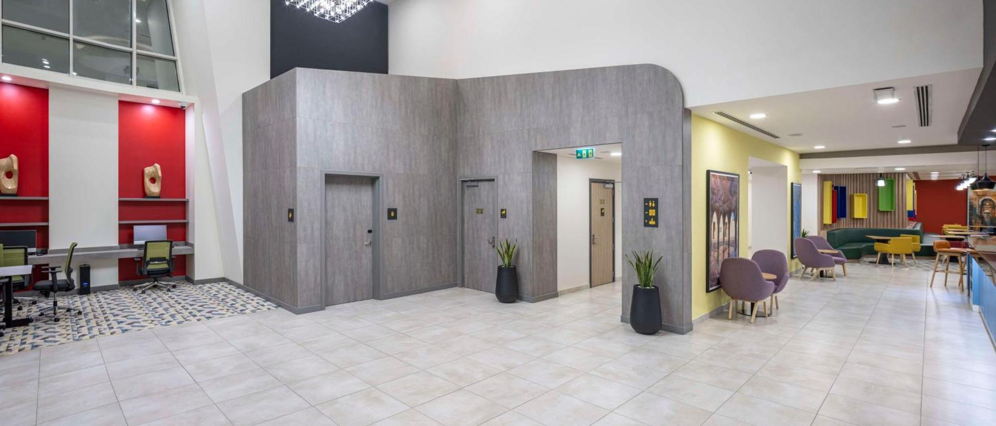 Hampton By Hilton Doha Old Town Hotel Екстериор снимка