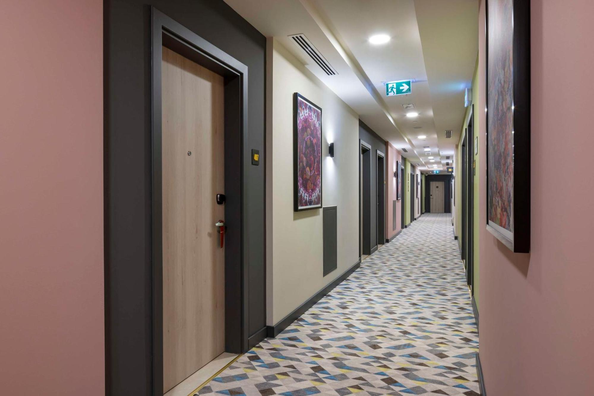 Hampton By Hilton Doha Old Town Hotel Екстериор снимка