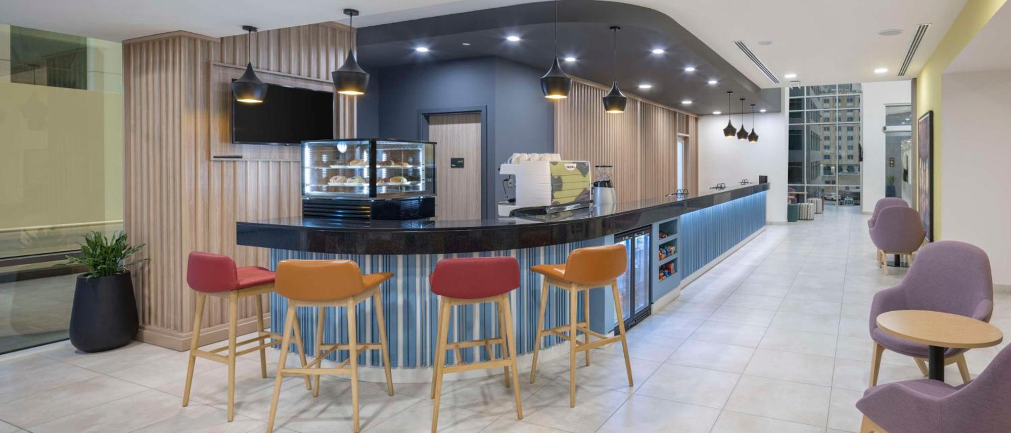 Hampton By Hilton Doha Old Town Hotel Екстериор снимка